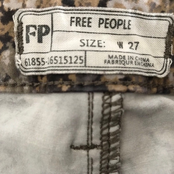 Free People | Womens Camo Skinny Pants Size 27 - Picture 8 of 8